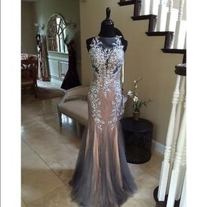 Stunning Jovani gown/dress